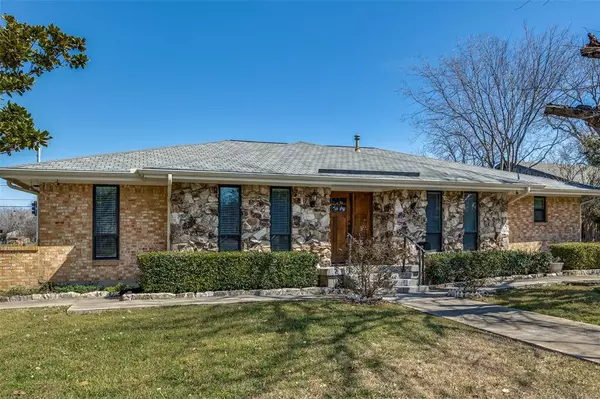 9460 Springwater, Dallas, TX 75228