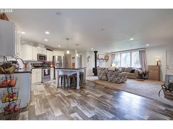 Toutle, WA 98649,563 TOUTLE RIDGE DR