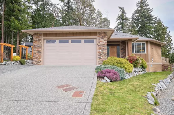 613 Steele Pl, Ladysmith, BC V9G 2C5