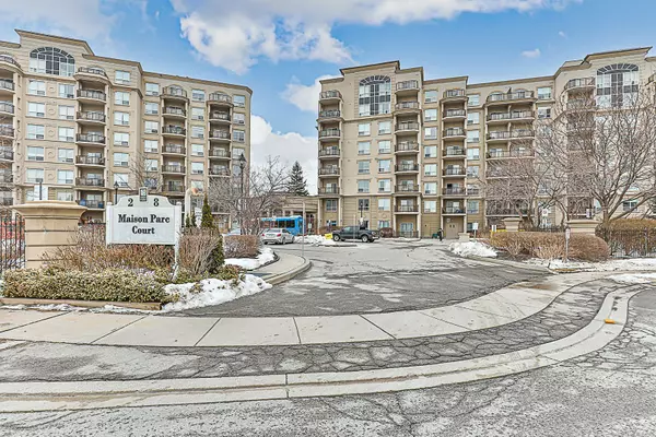 Vaughan, ON L4J 9K5,8 Maison Parc CT #305