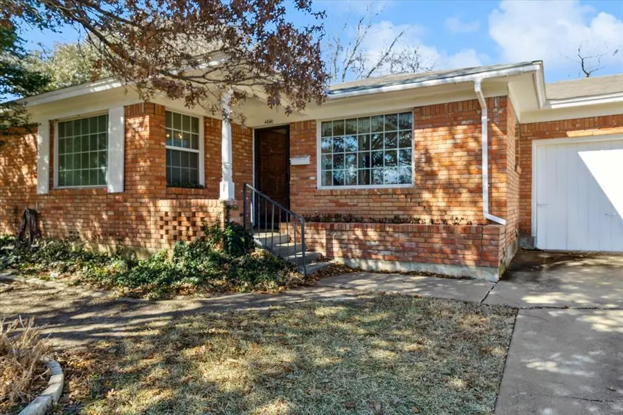 4840 Overton Avenue, Fort Worth, TX 76133