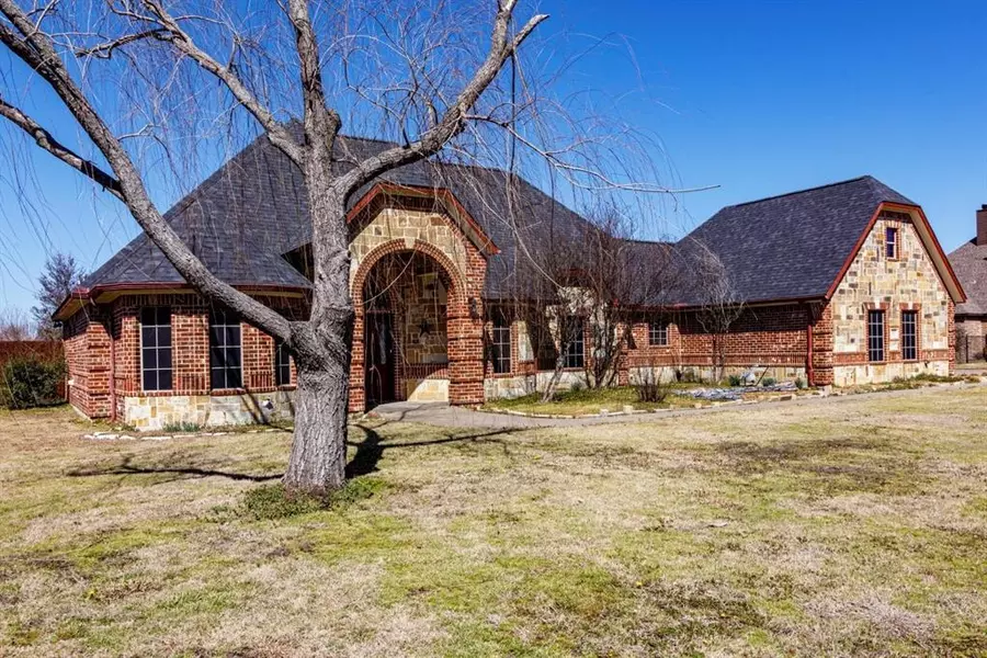 18055 Langford Lane, Talty, TX 75126