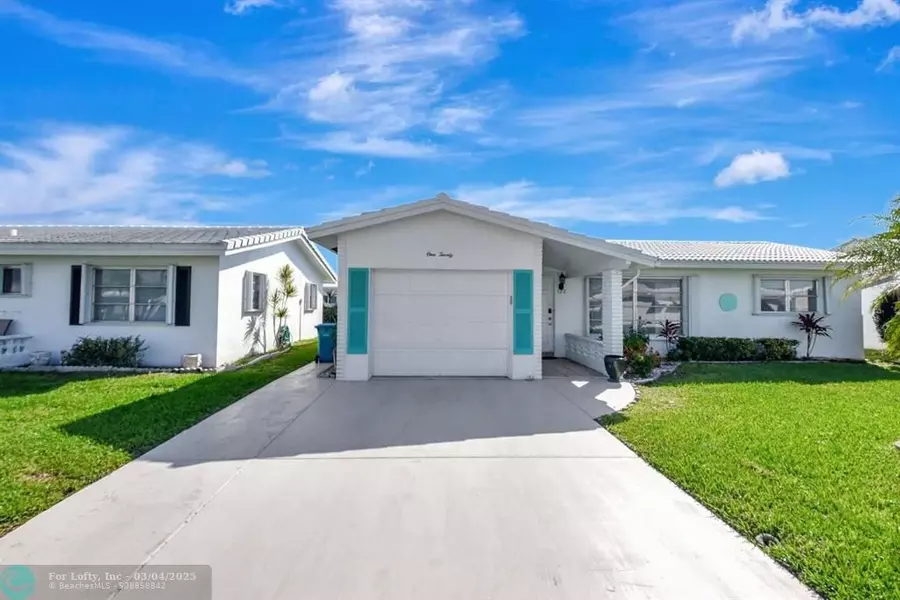 120 SW 10th St, Boynton Beach, FL 33426