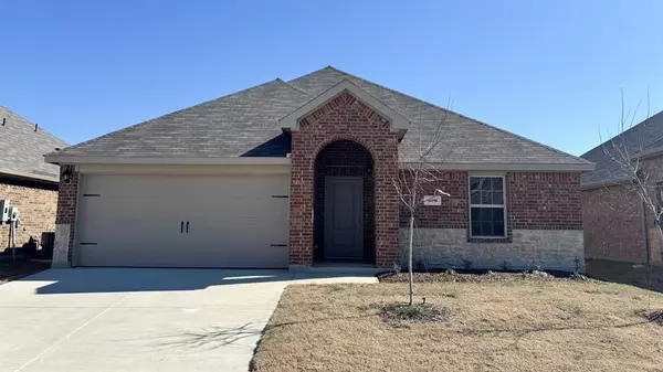 809 Birch Drive, Ennis, TX 75119