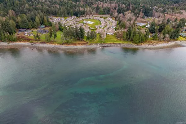 5251 Island Hwy W #50, Qualicum Beach, BC V9K 2C1