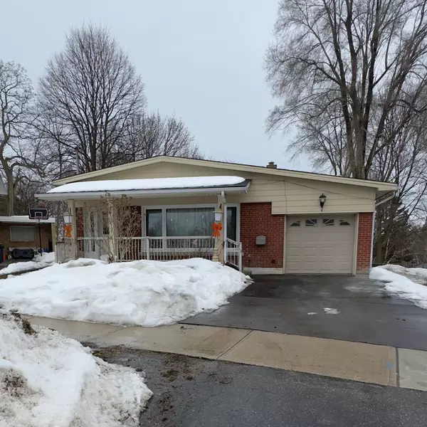 7 Gaiety DR #Bsmt, Toronto E09, ON M1H 1B9