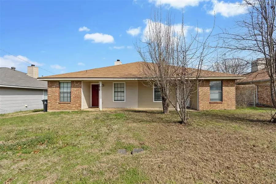 5621 Mansfield Road, Arlington, TX 76017