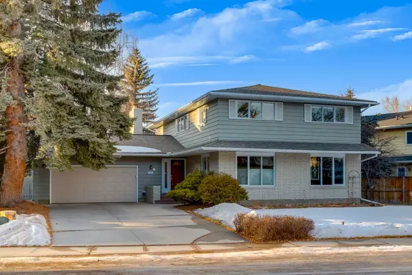 752 Willard RD Southeast, Calgary, AB T2J 2A5