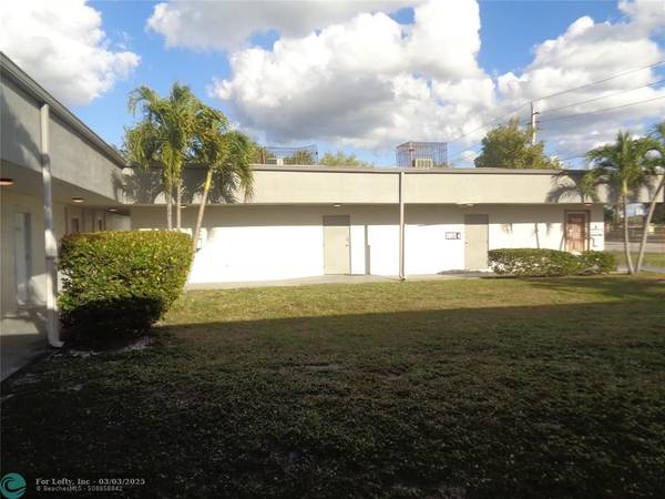 2323 NW 19th St, Fort Lauderdale, FL 33311