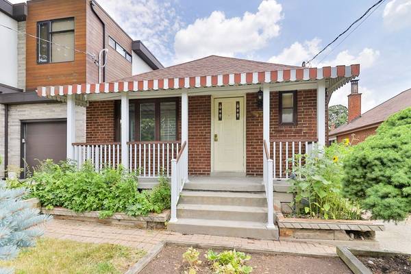 43 Bertram ST, Toronto W04, ON M6M 3S5