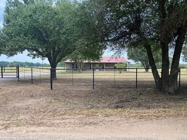 1460 County Road 2155, Telephone, TX 75488