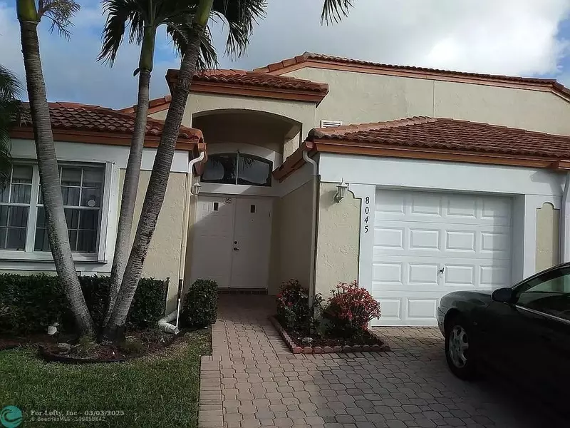 8045 Clear Shores Cir, Delray Beach, FL 33446