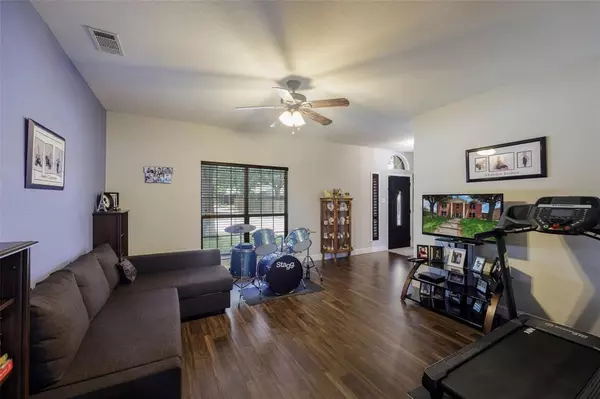 Rowlett, TX 75089,7006 Barton Creek Drive