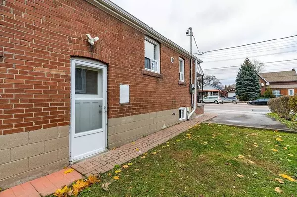 Toronto E04, ON M1R 2S2,1356 Warden AVE #Bsmt