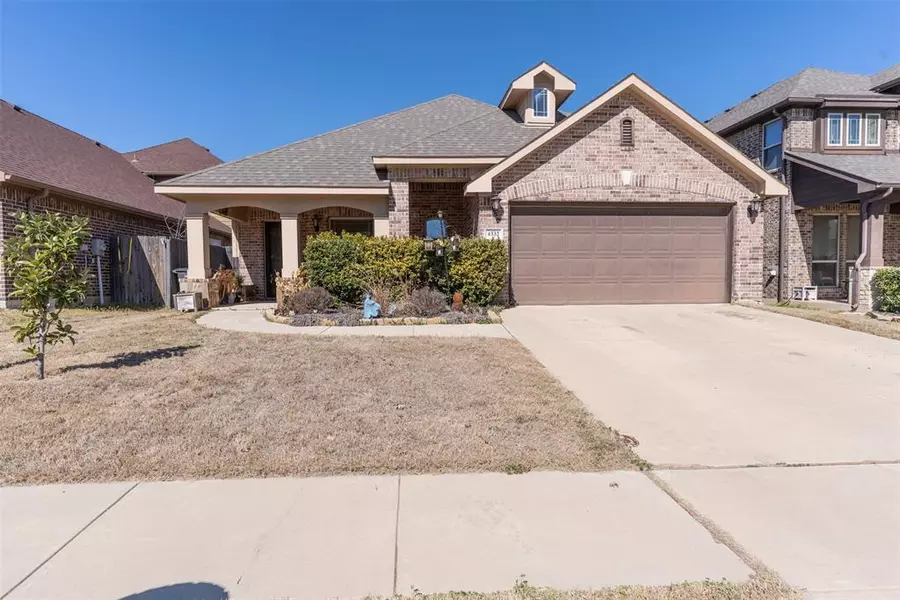 4332 Sweet Clover Lane, Fort Worth, TX 76036