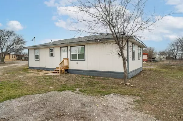 8989 Adams Circle,  Cresson,  TX 76035