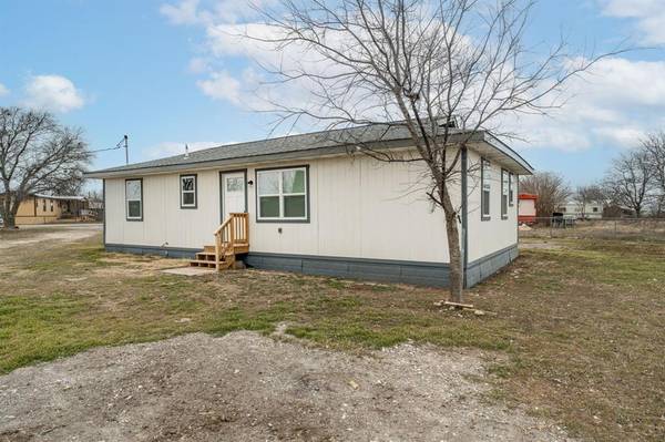 8989 Adams Circle, Cresson, TX 76035