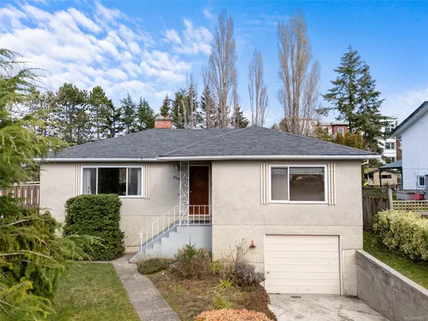 Saanich, BC V8Z 3C6,840 Ferrie Rd