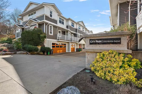 3356 Whittier Ave #3, Saanich, BC V8Z 3P9