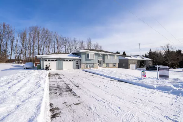 Kawartha Lakes, ON K0M 2C0,15 Sparrow CT