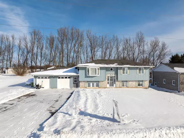 Kawartha Lakes, ON K0M 2C0,15 Sparrow CT