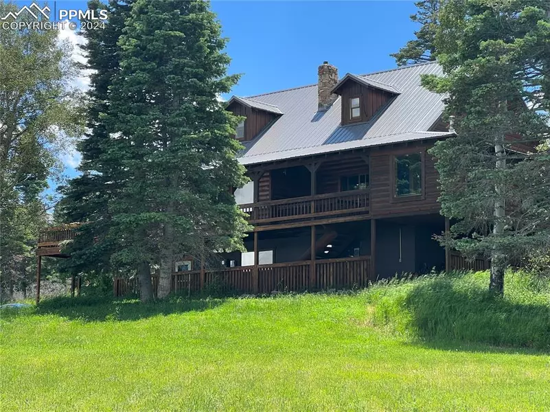 87 Thompson RD, La Veta, CO 81055