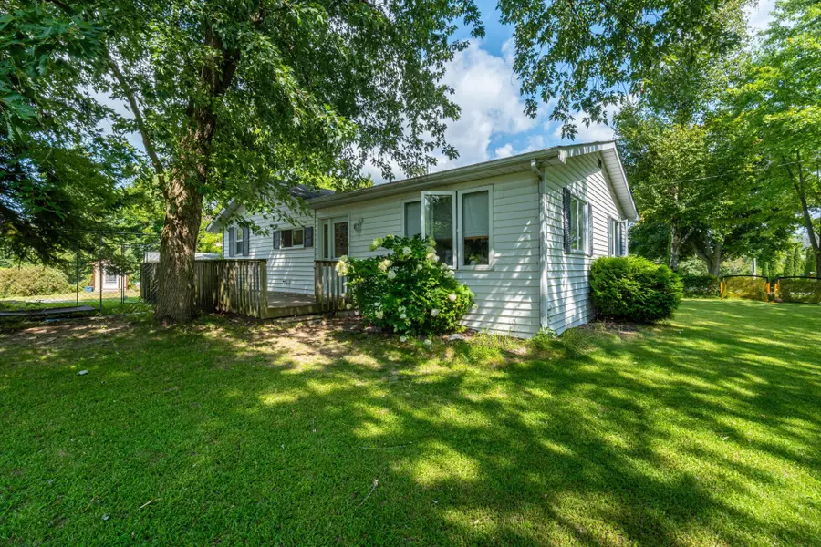 6 Woods AVE, Kawartha Lakes, ON K0L 2W0