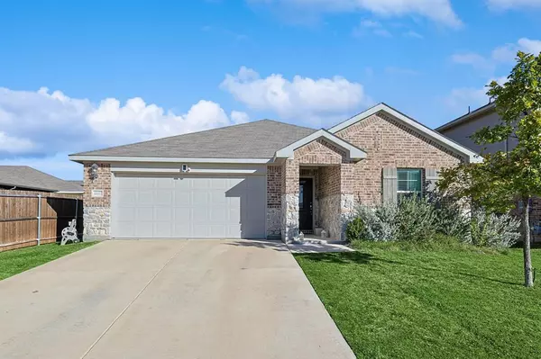 6052 Fire Water Drive, Fort Worth, TX 76179