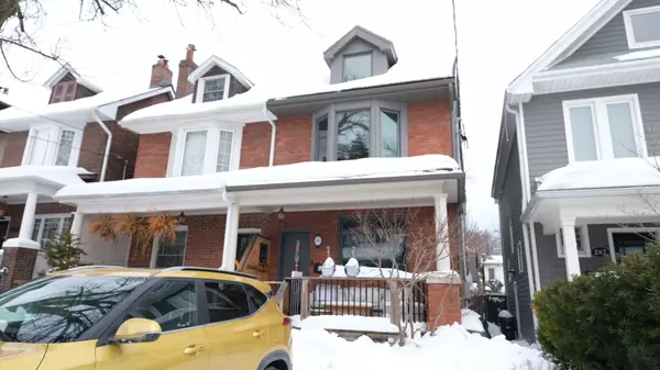 289 Willow AVE, Toronto E02, ON M4E 3K6