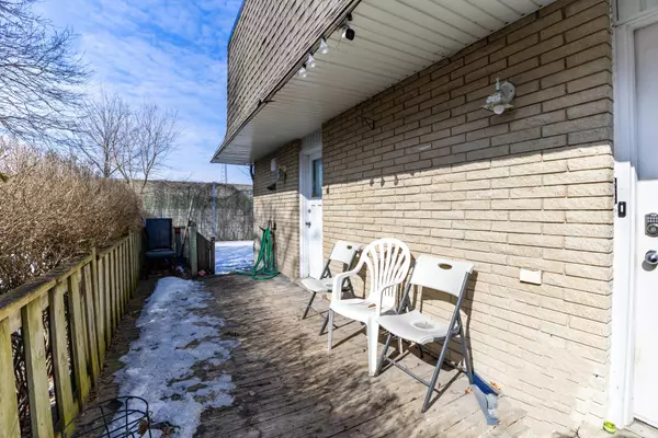 Niagara Falls, ON L2E 6S1,4517 Sussex DR