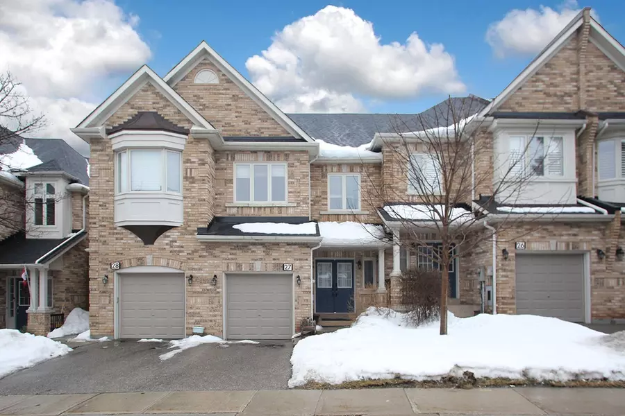 255 Shaftsbury AVE #27, Richmond Hill, ON L4C 0L9