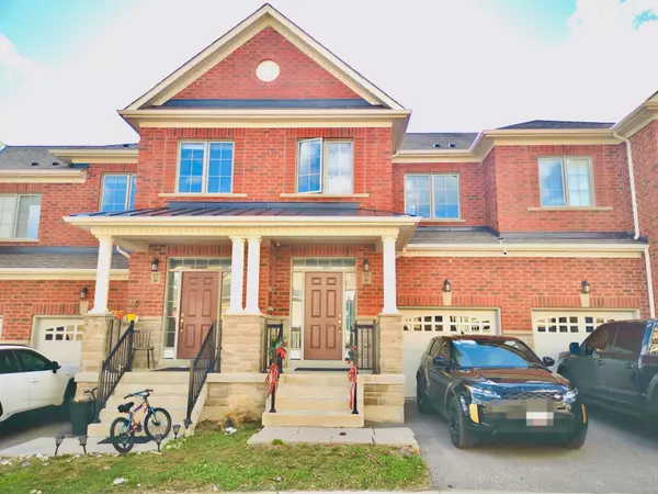 55 Thornapple LN, Richmond Hill, ON L4E 1E7