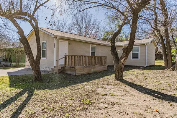 4308 Lucero Drive, Granbury, TX 76048