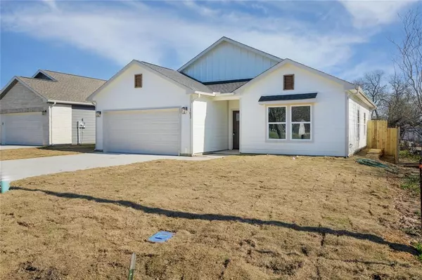 103 S Fir Street, Celeste, TX 75423