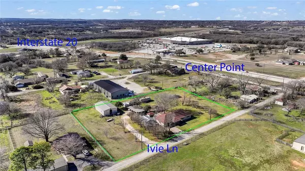 2304 Ivie Lane, Weatherford, TX 76087