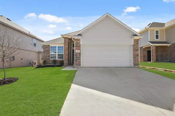 929 Propeller Parkway, Fort Worth, TX 76131