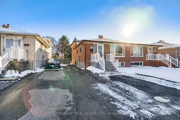 Mississauga, ON L5C 1P3,1166 Shadeland DR #Upper