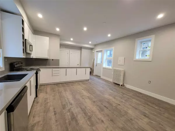 Toronto W03, ON M6N 3K5,333 Silverthorn AVE #1