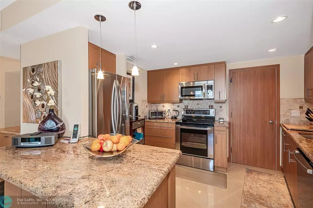 Fort Lauderdale, FL 33308,5100 Dupont Blvd #9I