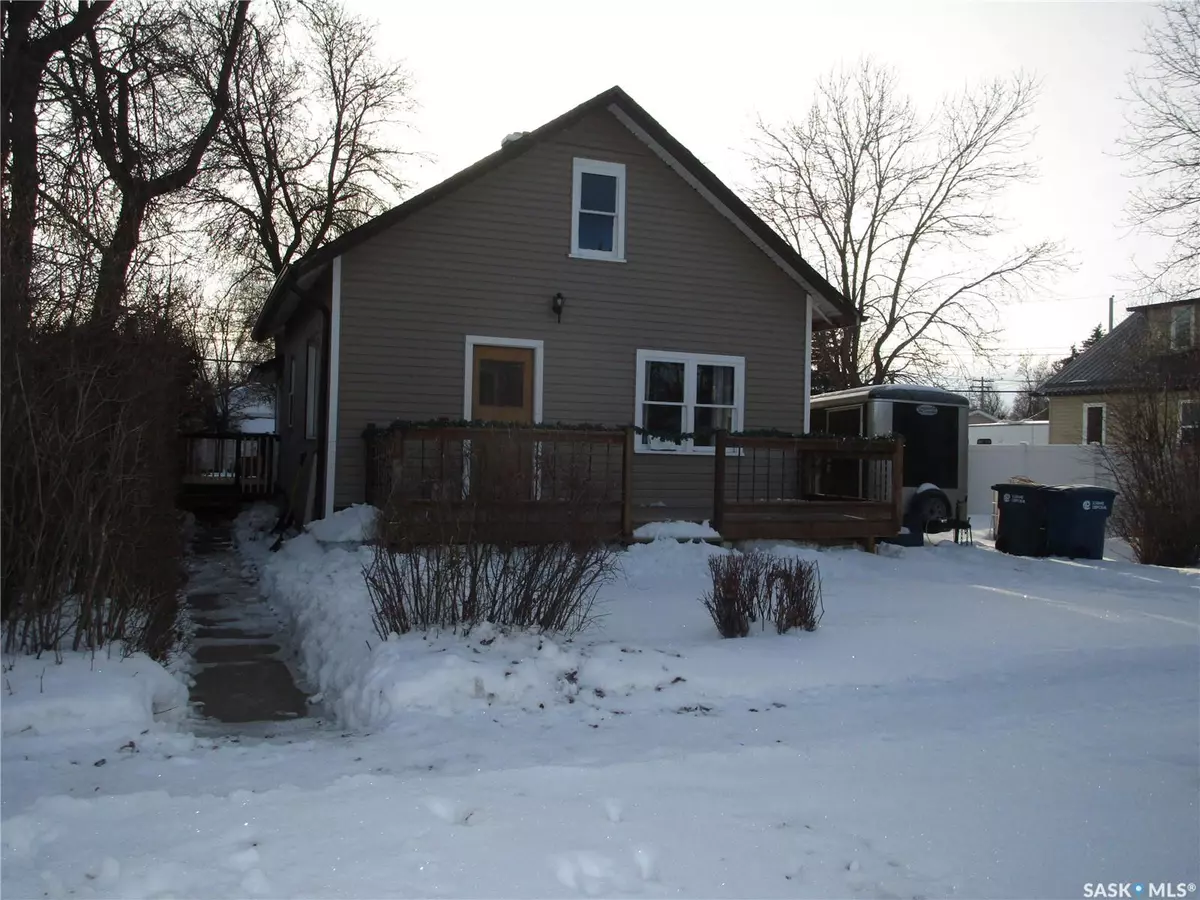 Assiniboia, SK S0H 0B0,308 6th AVENUE E