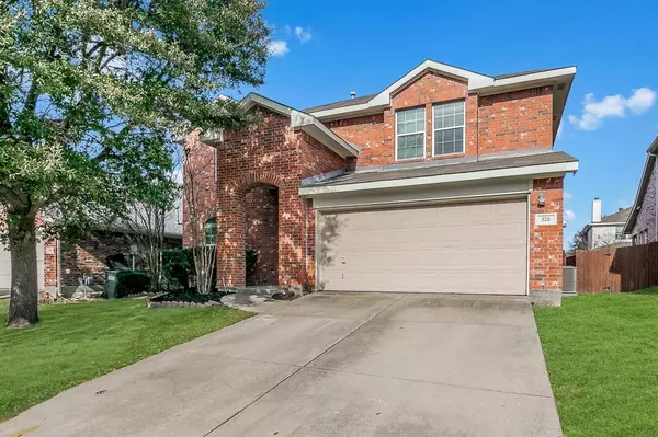 322 Highland Creek Drive, Wylie, TX 75098