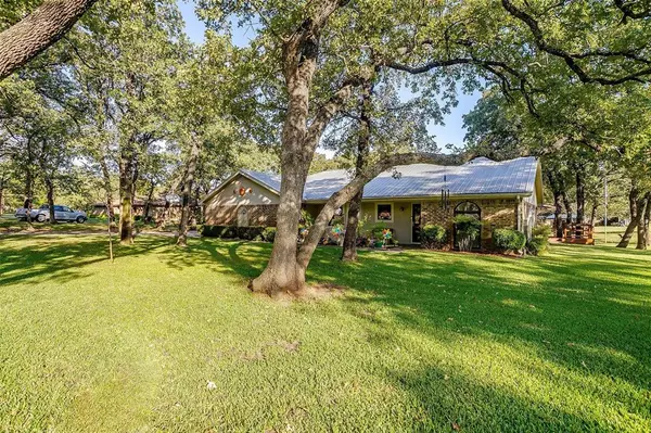 Alvarado, TX 76009,5817 Pecan Circle