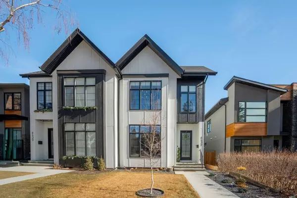 2432 26 ST Southwest, Calgary, AB T3E 2A7