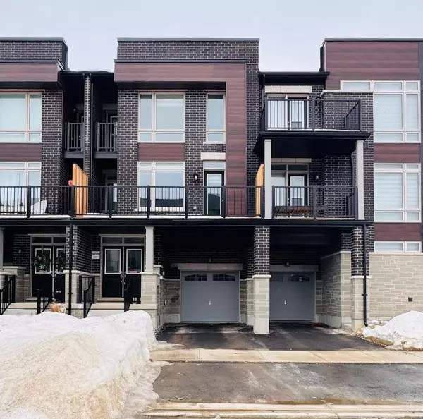 4 Arrowview DR, Brampton, ON L7A 5H8