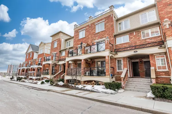 35 Hays BLVD #17, Oakville, ON L6H 0J1