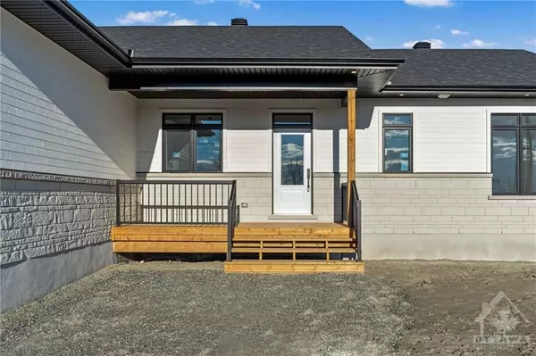 Drummond/north Elmsley, ON K7C 0E1,190 CASSIDY CRES