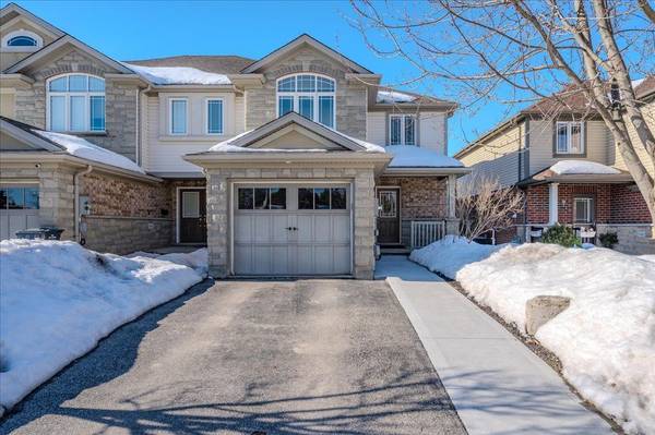 52 Laughland LN, Guelph, ON N1L 0C9