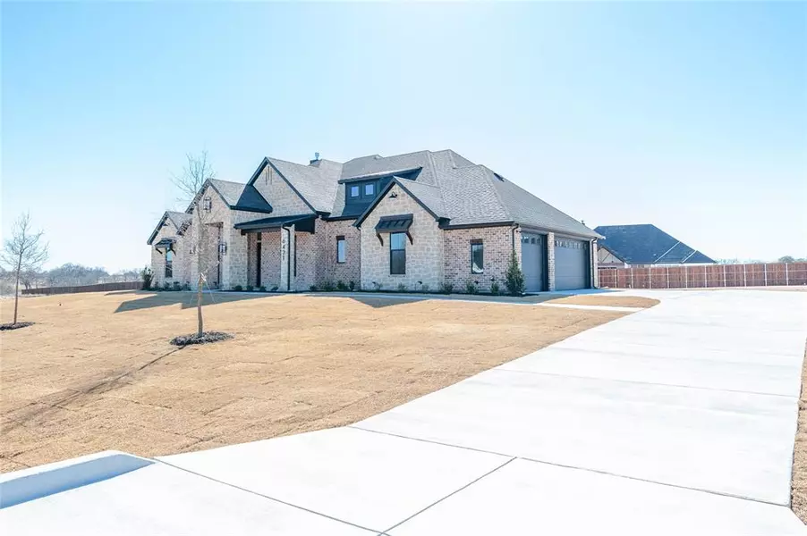 6421 Waggoner Way, Midlothian, TX 76065