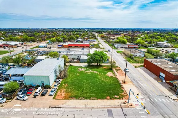 Abilene, TX 79601,1001 Pine Street