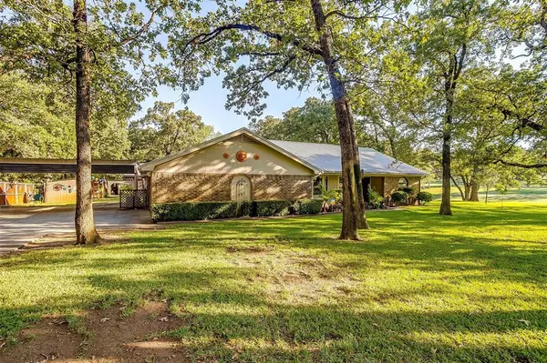 Alvarado, TX 76009,5817 Pecan Circle